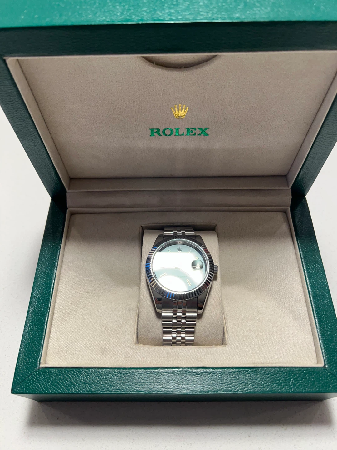 Silver watch green bezel - photo 3