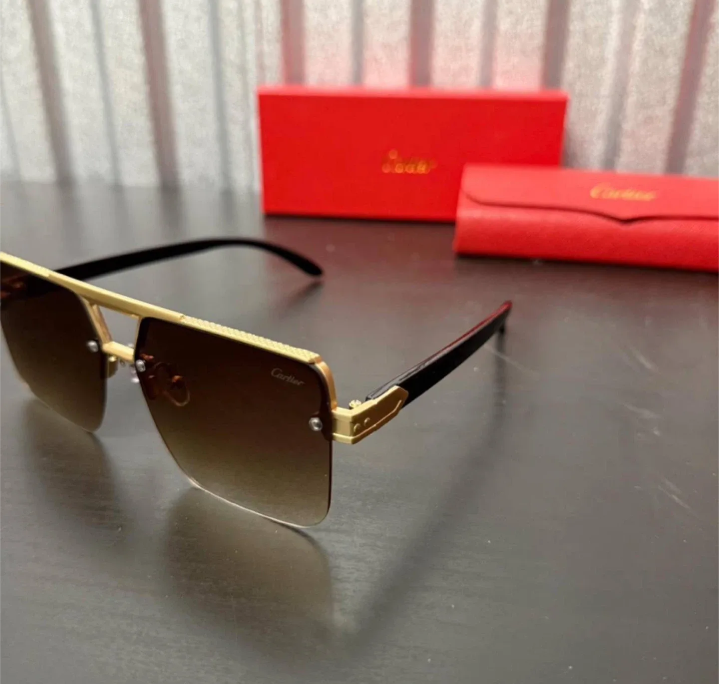 Cartier Gold Brown Gradient Sunglasses Unisex image indicator(3)