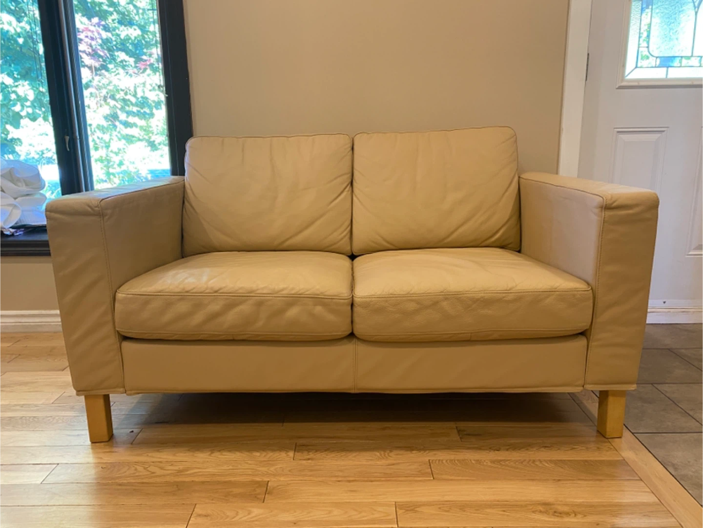 Leather IKEA Karlanda Cream Loveseat (CAN  DELIVER) - photo 2