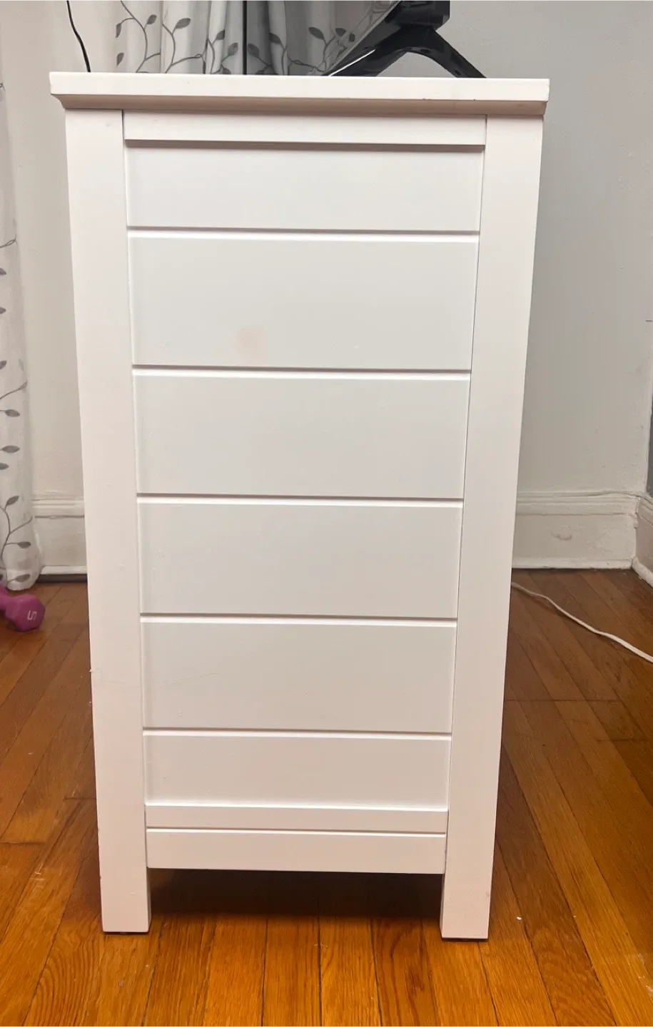 White 6-Drawer Dresser image indicator(2)