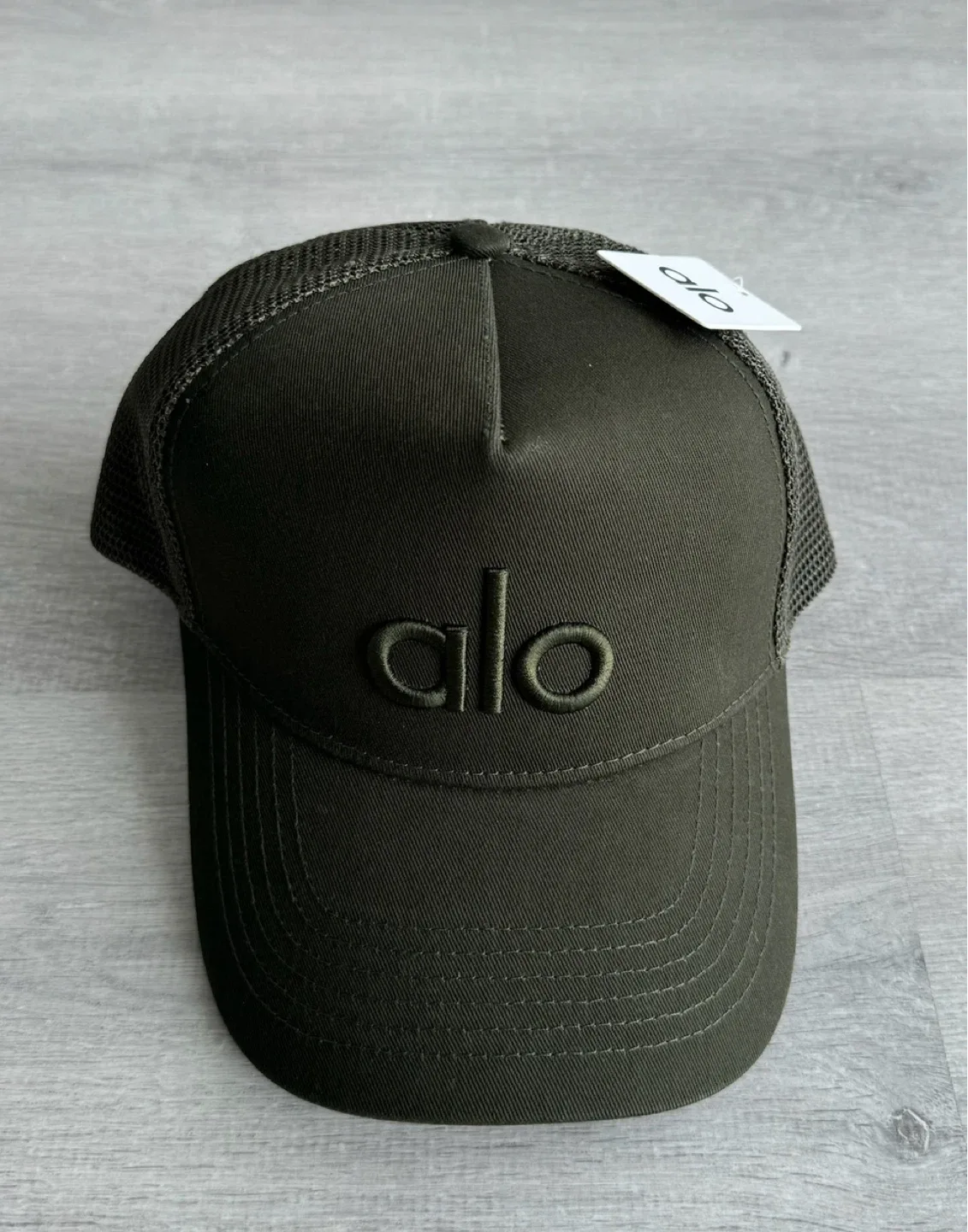ALO Yoga Trucker Hat - Stealth Green thumbnail