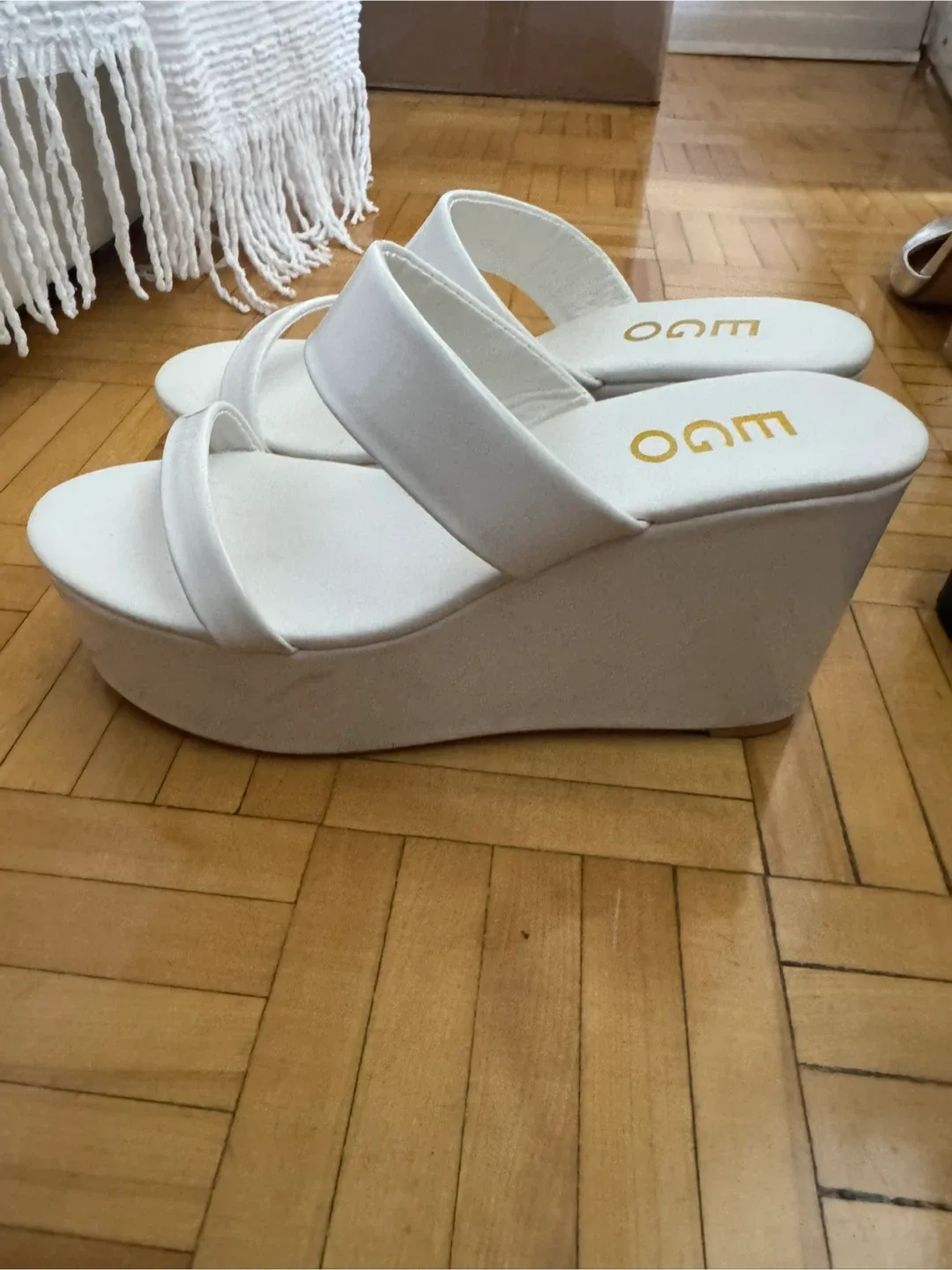 EGO White Wedge Heel Sandals image indicator(2)