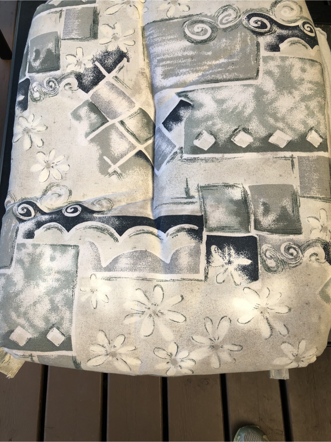 6 Highback patio cushions - photo 5