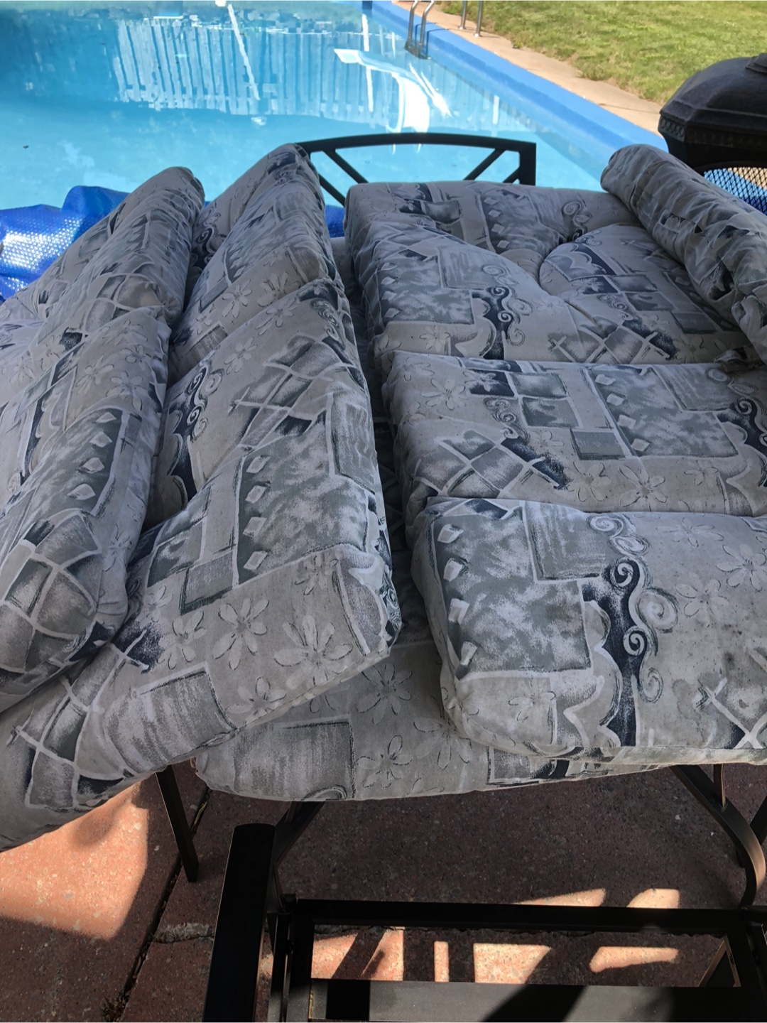 6 Highback patio cushions - photo 3