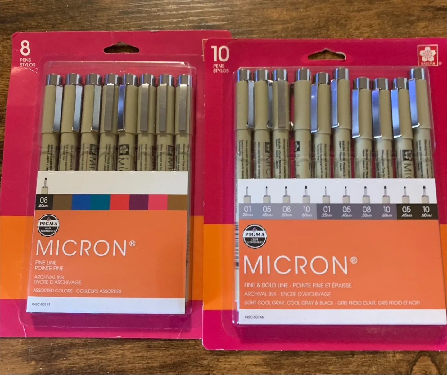 Sakura Pigma Micron Black & Gray and colour Pen Set thumbnail