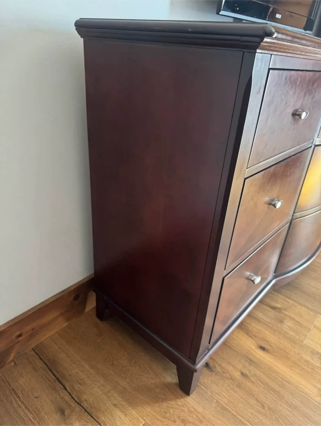 9 drawer dresser image indicator(4)