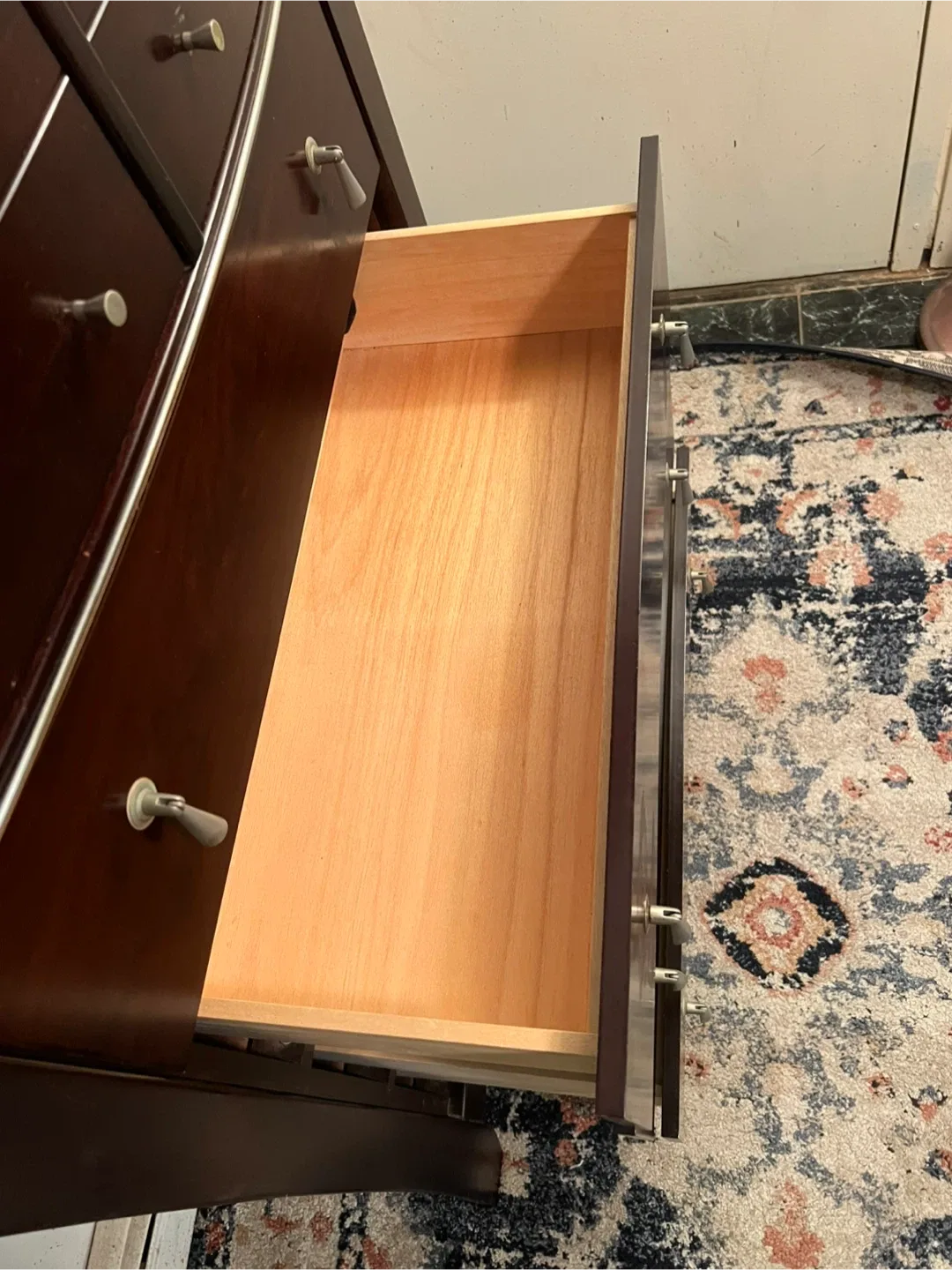 6-Drawer Chest Dresser -Great Quality - Delivery Extra image indicator(7)