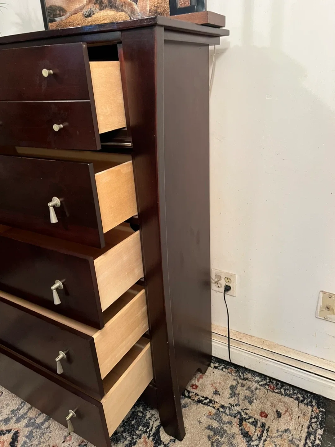 6-Drawer Chest Dresser -Great Quality - Delivery Extra image indicator(4)