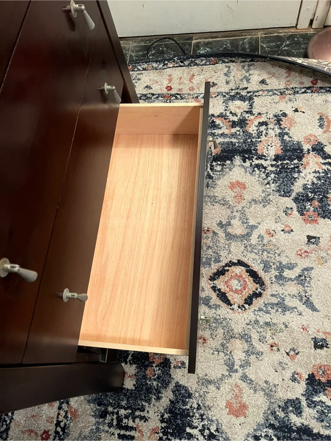 6-Drawer Chest Dresser -Great Quality - Delivery Extra image indicator(9)