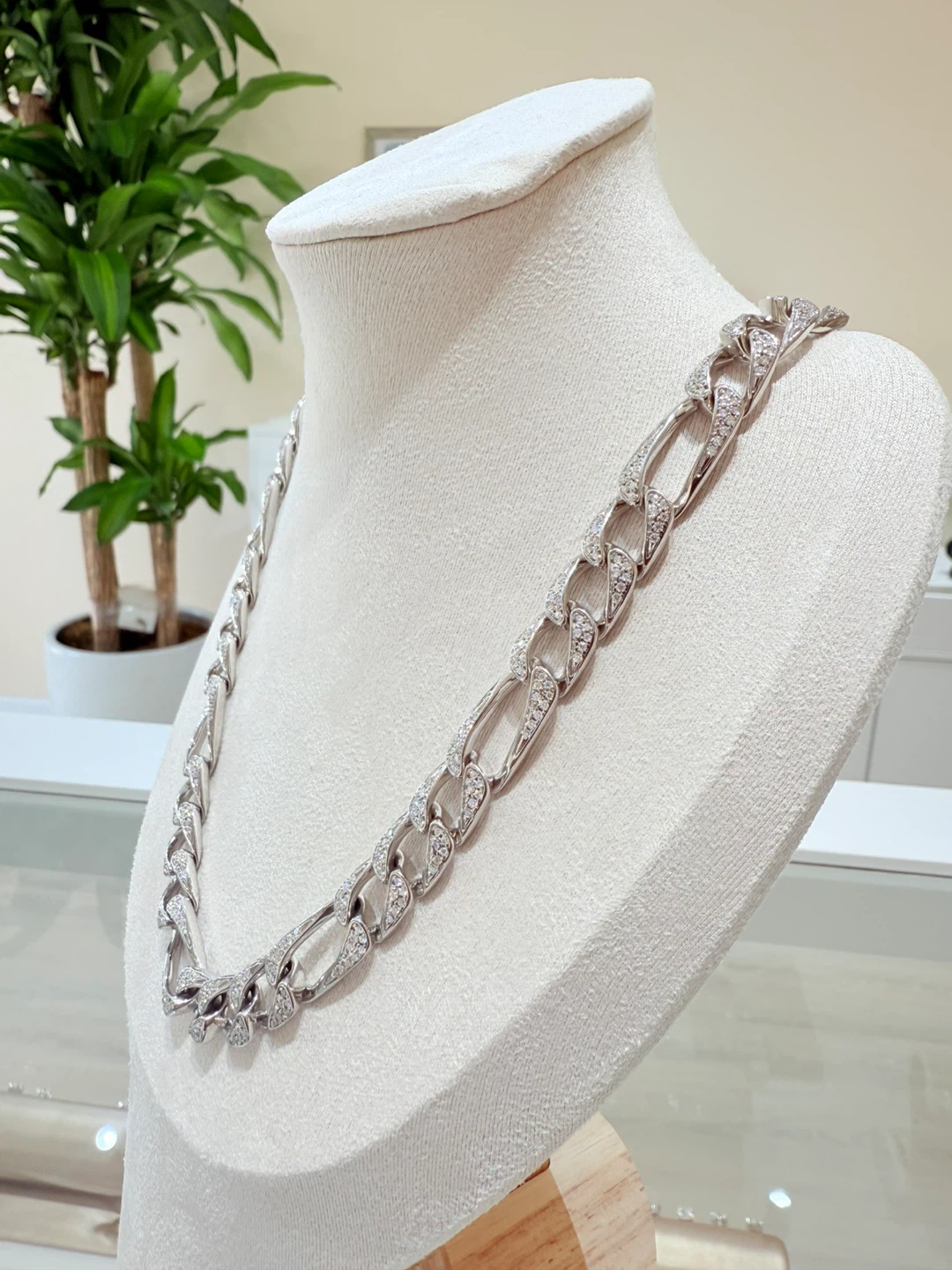 58cm. 925 sterling silver full moissanite Cuban chain - photo 3