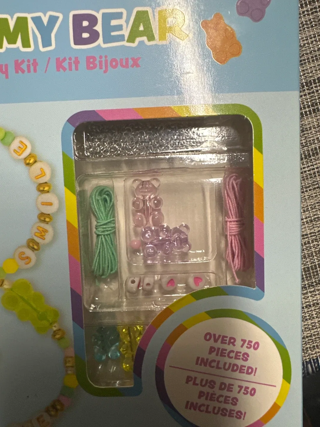 Gummy Bear Jewelry Kit - Over 750 Pieces! image indicator(3)