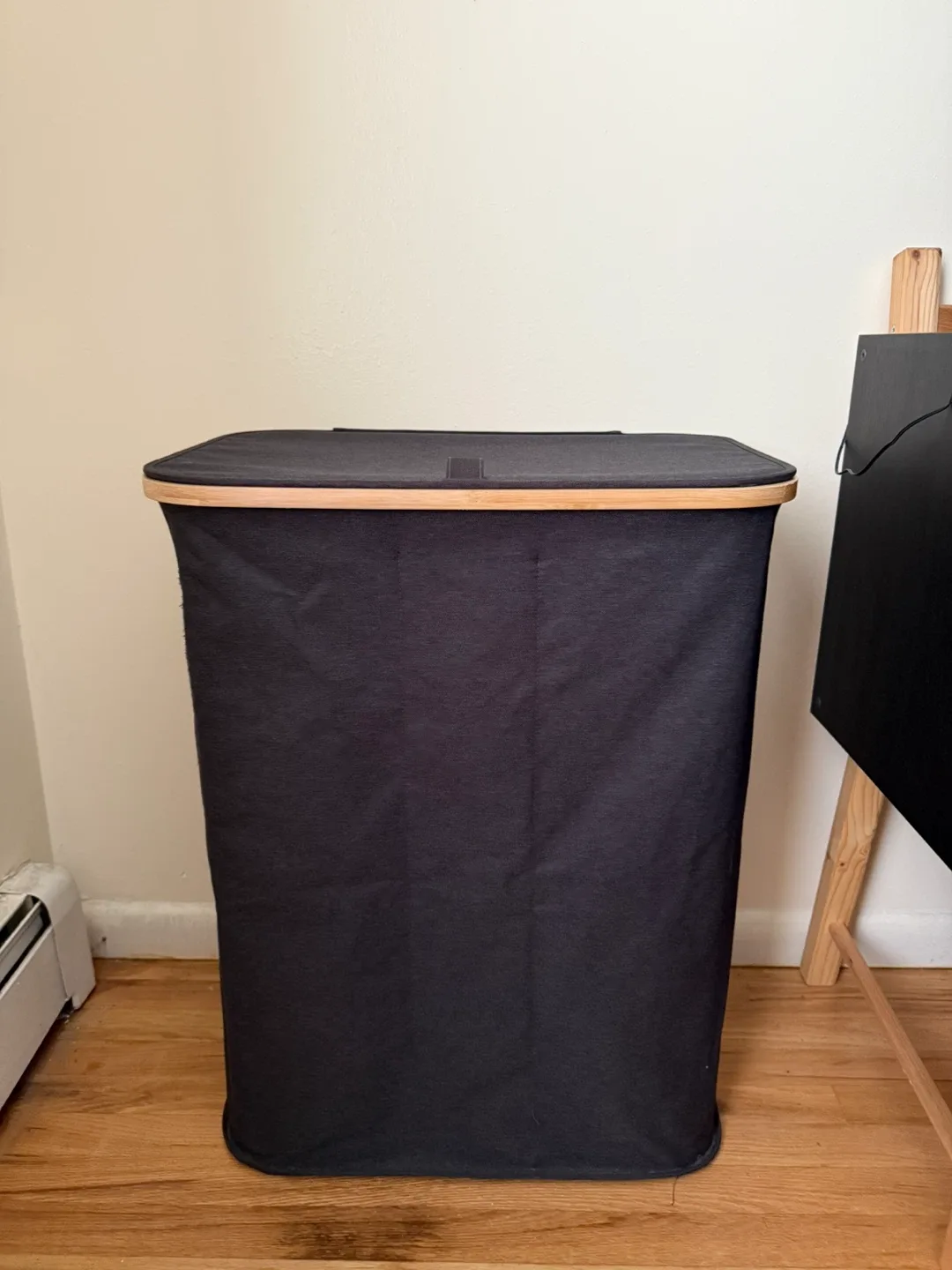 Black Laundry Hamper with Lid and Dividers