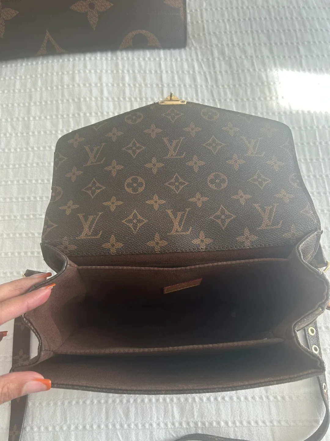 Monogram Canvas Pont Neuf PM image indicator(3)