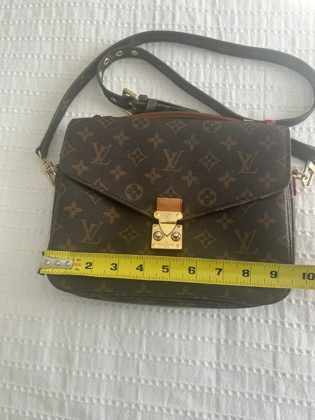 Monogram Canvas Pont Neuf PM image indicator(4)