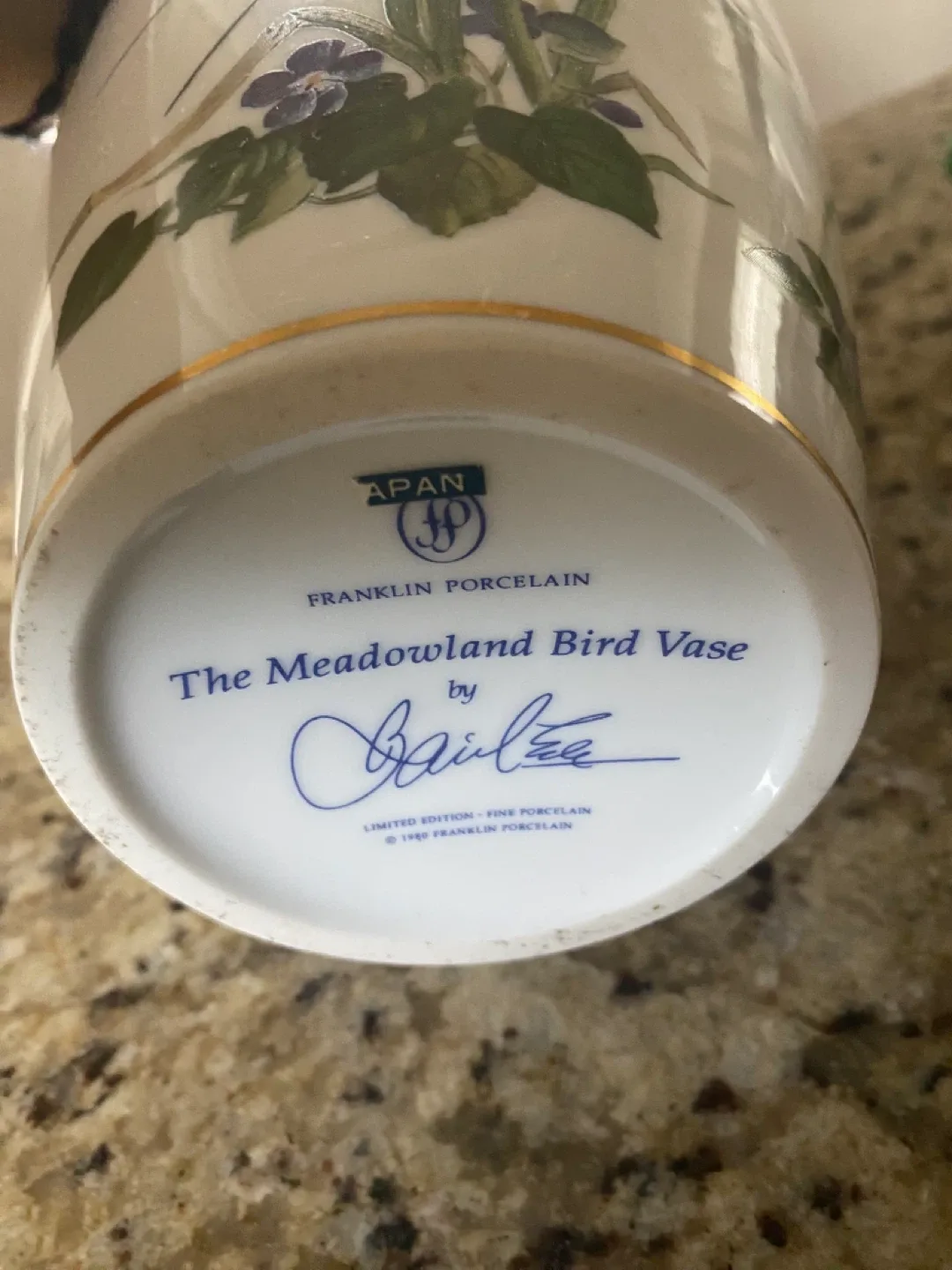 Franklin Porcelain The Meadowland Bird Vase by Basil Ede image indicator(2)