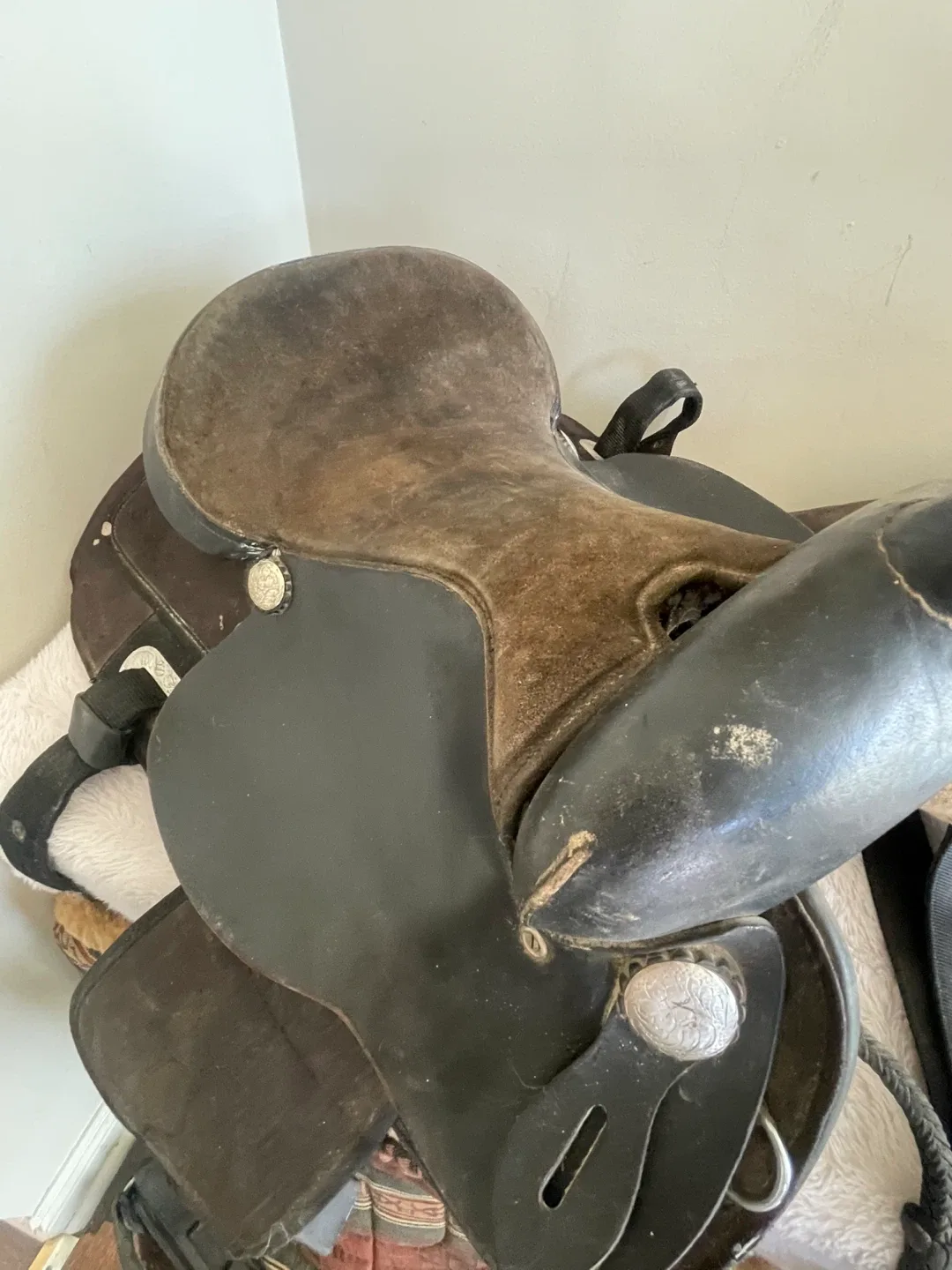 14” King Series Saddle KS 414 image indicator(3)