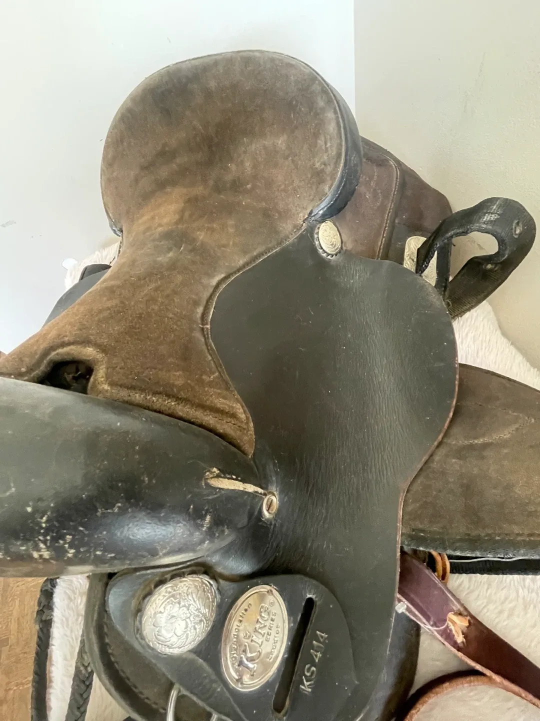 14” King Series Saddle KS 414 image indicator(4)