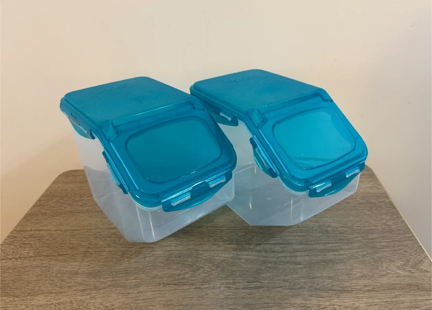 Starfrit LocknLock Container - 169oz/5L Airtight Flip-Top Lid thumbnail