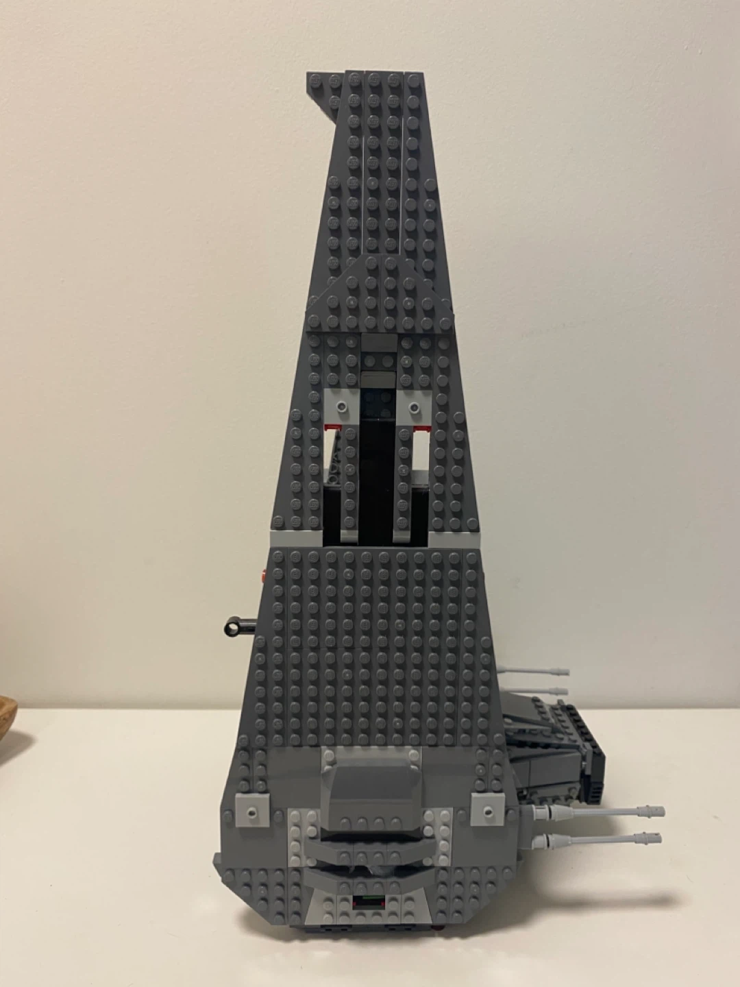 Lego Star Wars Kylo Rens Command Shuttle - 75104 - photo 3