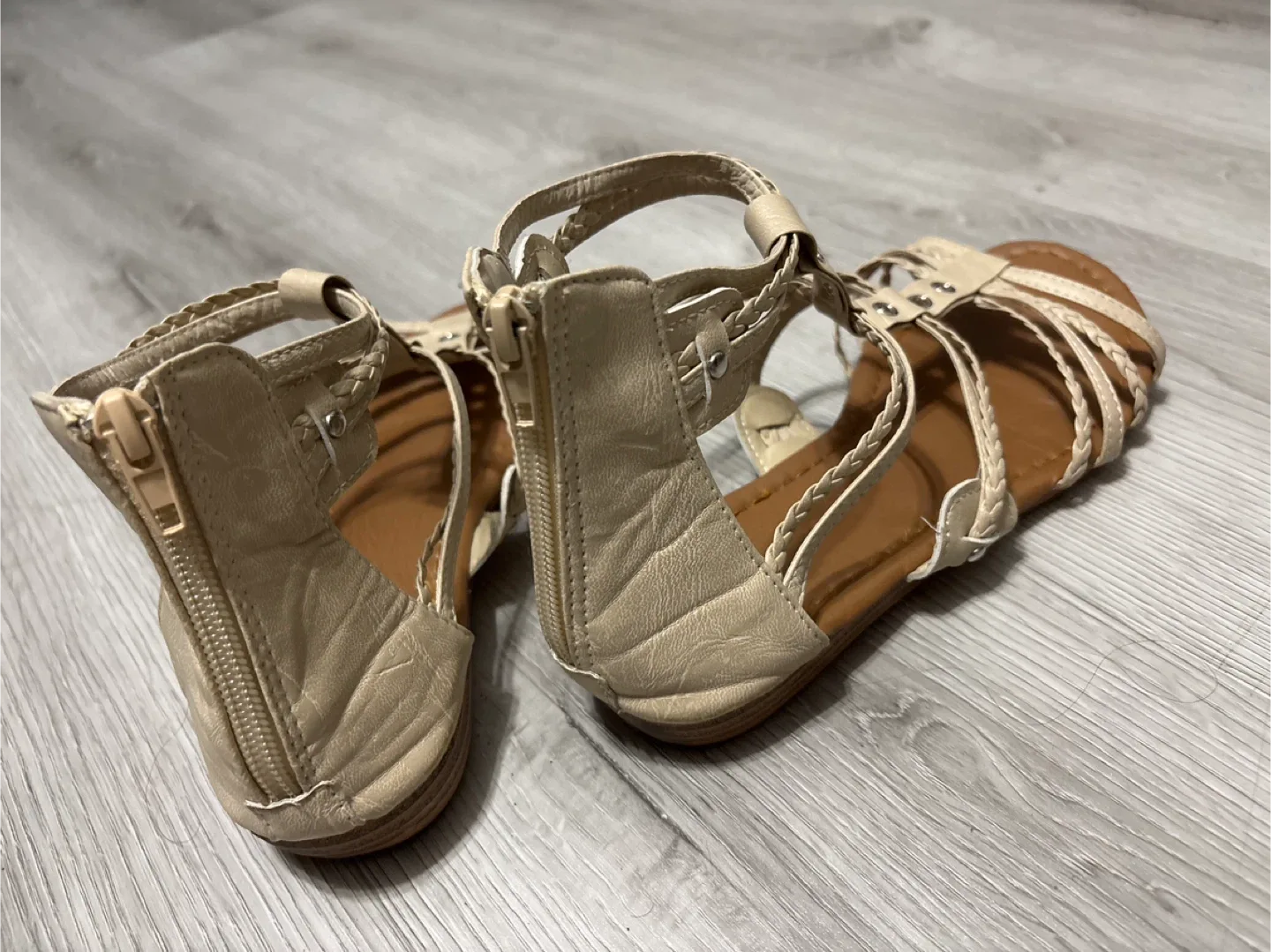 Ardene Gladiator Sandals - Size 7 image indicator(3)