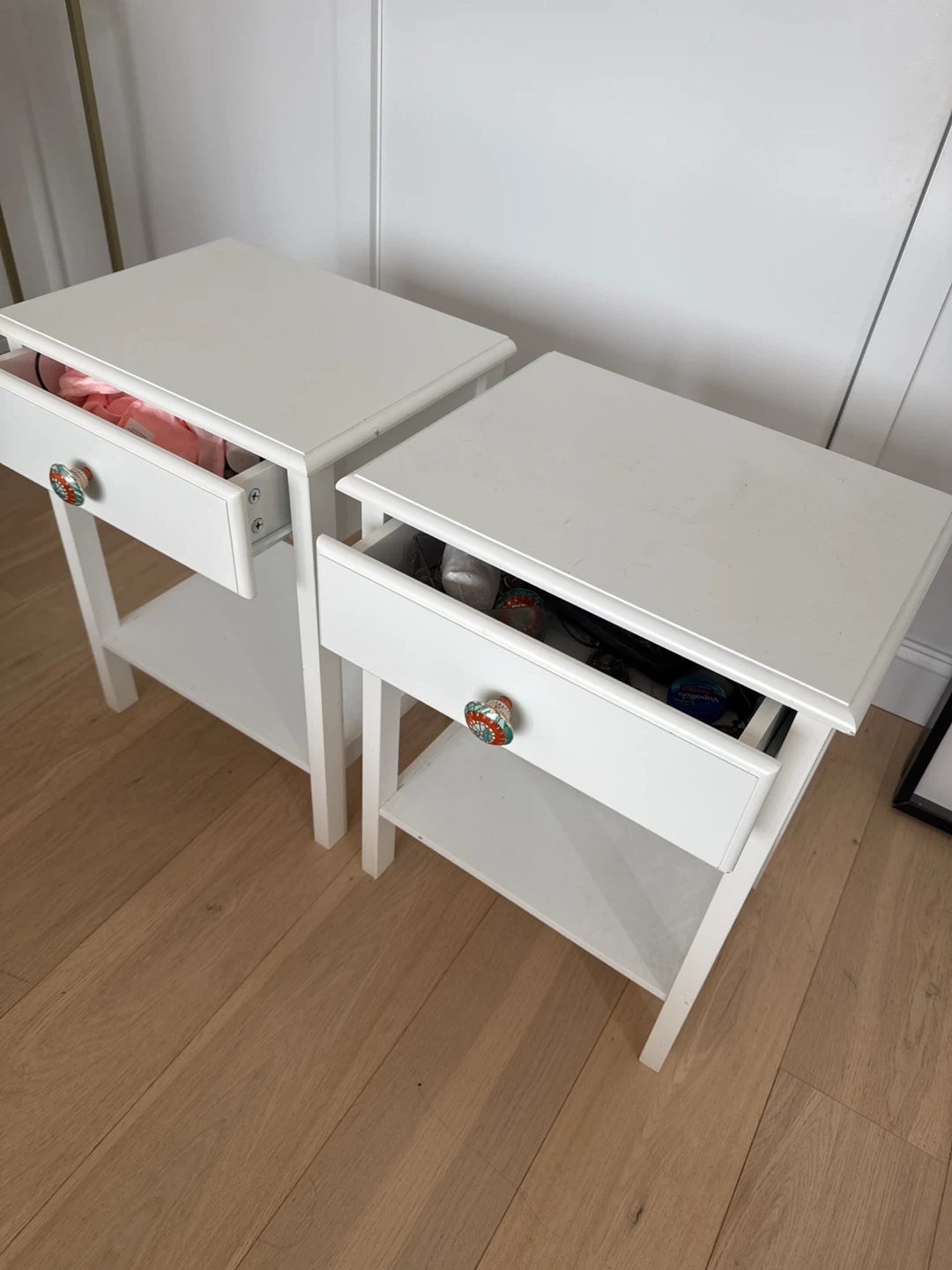 White Nightstands - Set of 2 - photo 4