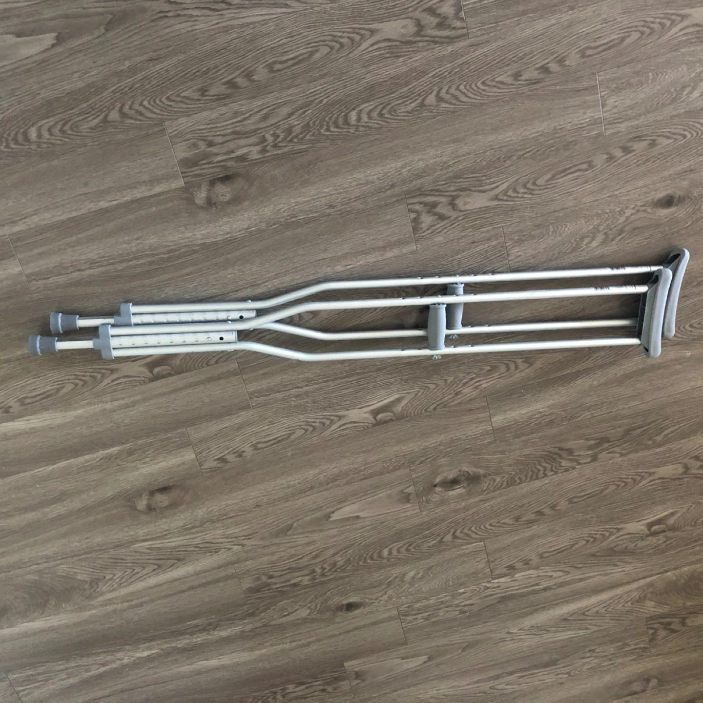 Excellent Condition Adjustable Guardian Crutches - Adult - photo 4