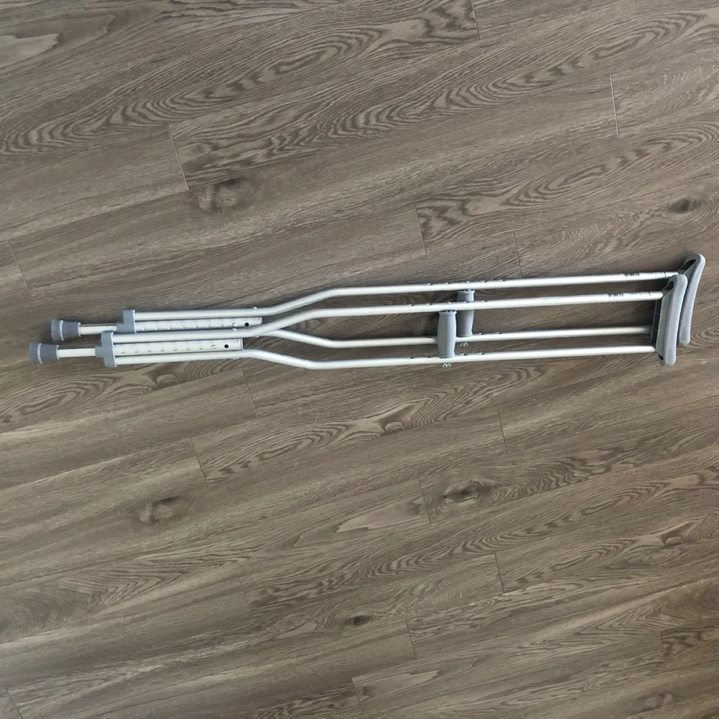 Excellent Condition Adjustable Guardian Crutches - Adult image indicator(4)
