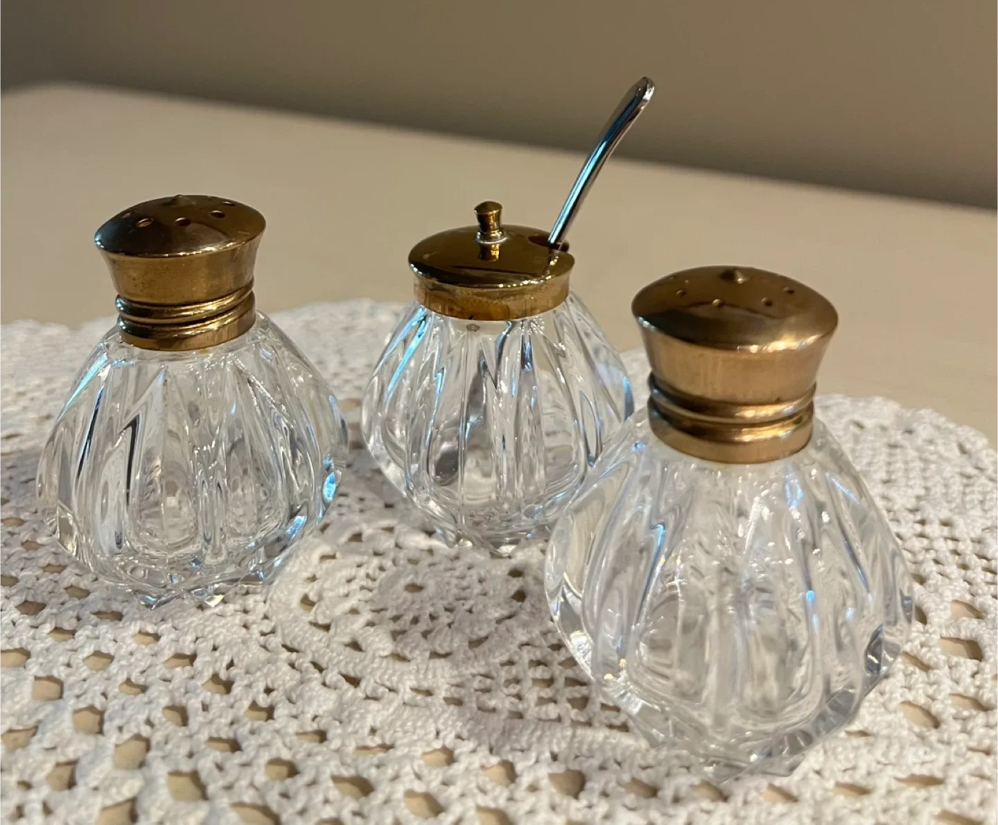 Vintage Salt & Pepper Shakers Set thumbnail