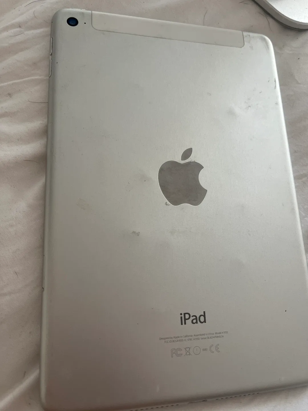 Apple iPad mini - Damaged Condition  4 generation thumbnail