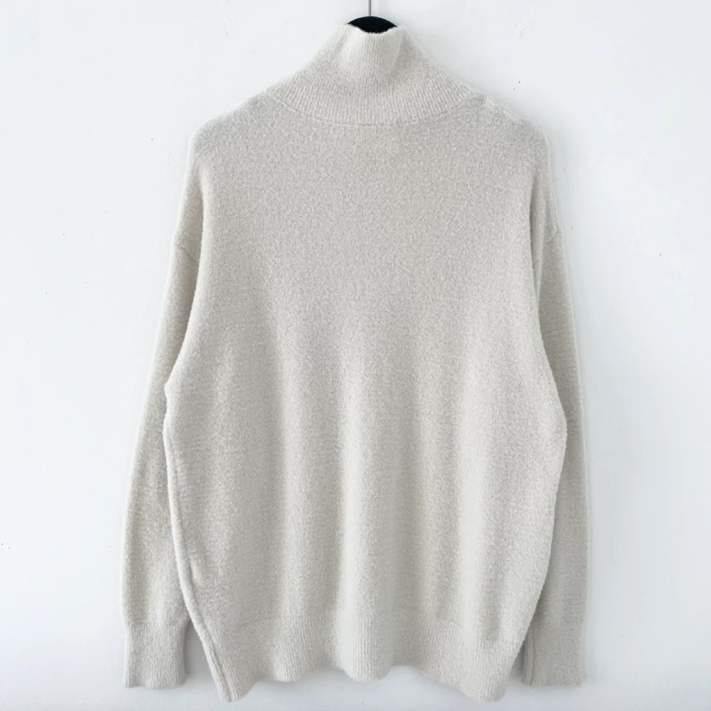 Aritzia Wilfred Free Hush Knit Sweater image indicator(2)