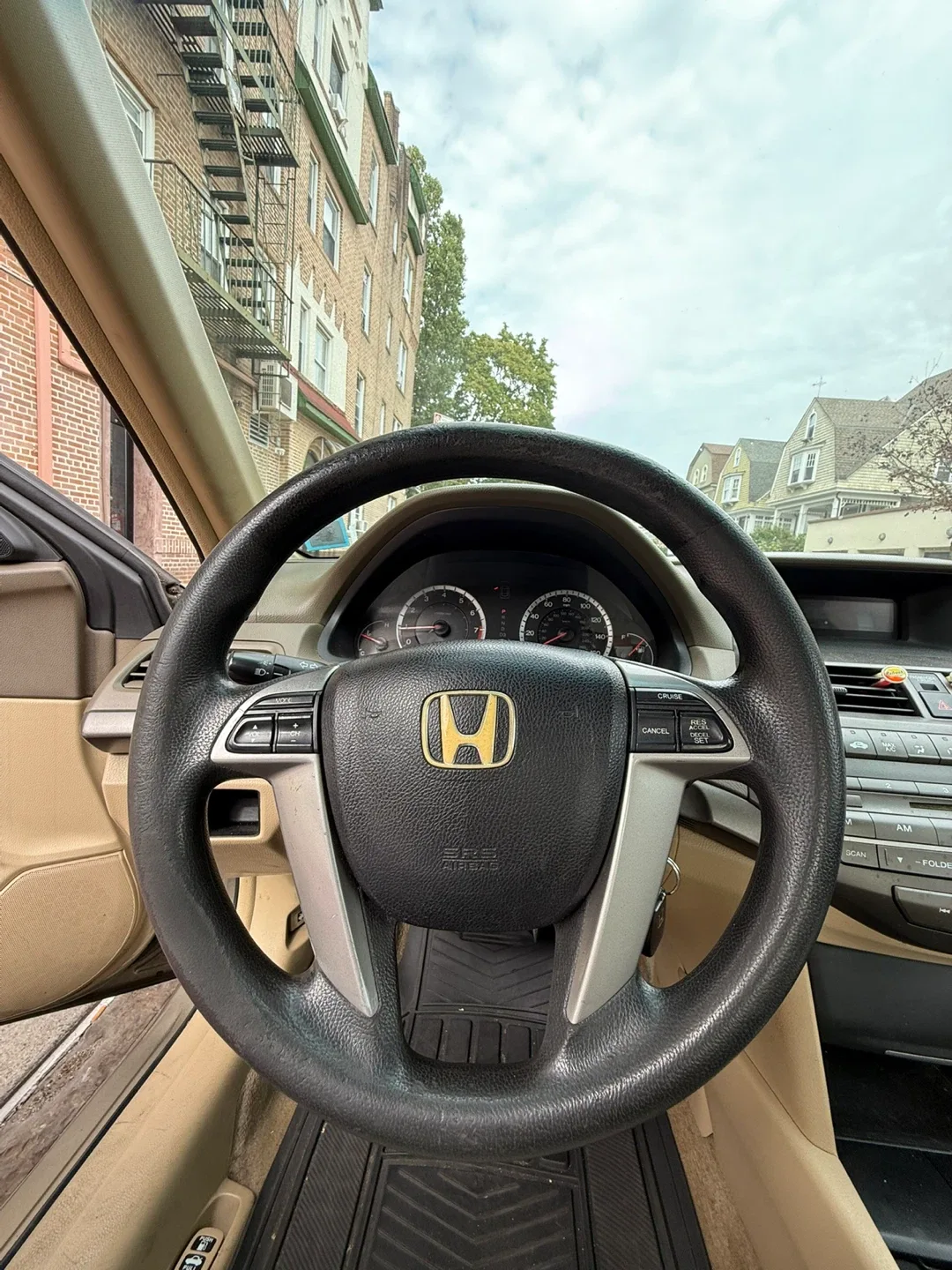 2009 Honda Accord LX-P - 115k miles image indicator(5)