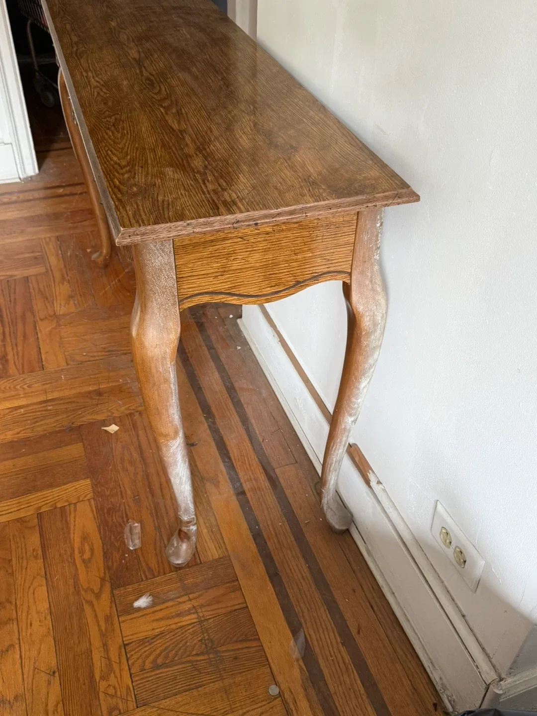 Vintage Wooden Console Table image indicator(2)