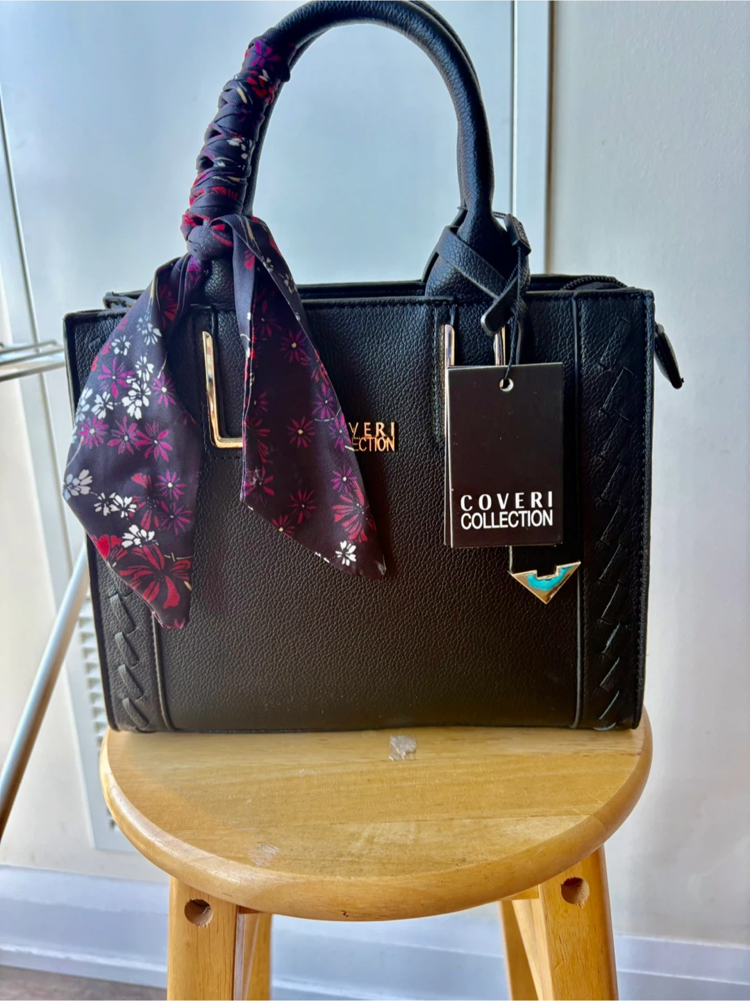 Coveri Collection Black Handbag with Scarf - photo 2