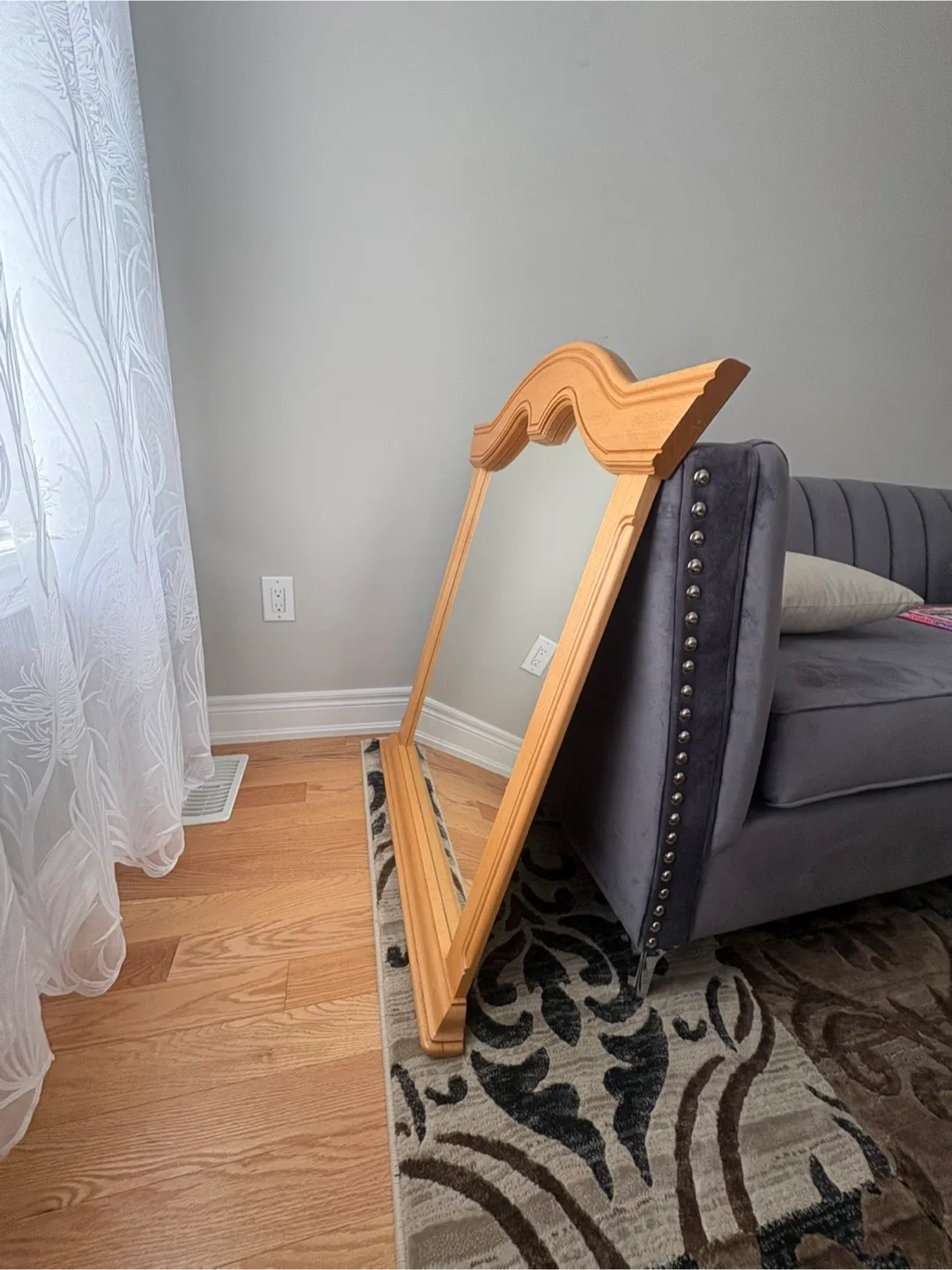 Wooden Framed Wall Mirror image indicator(4)