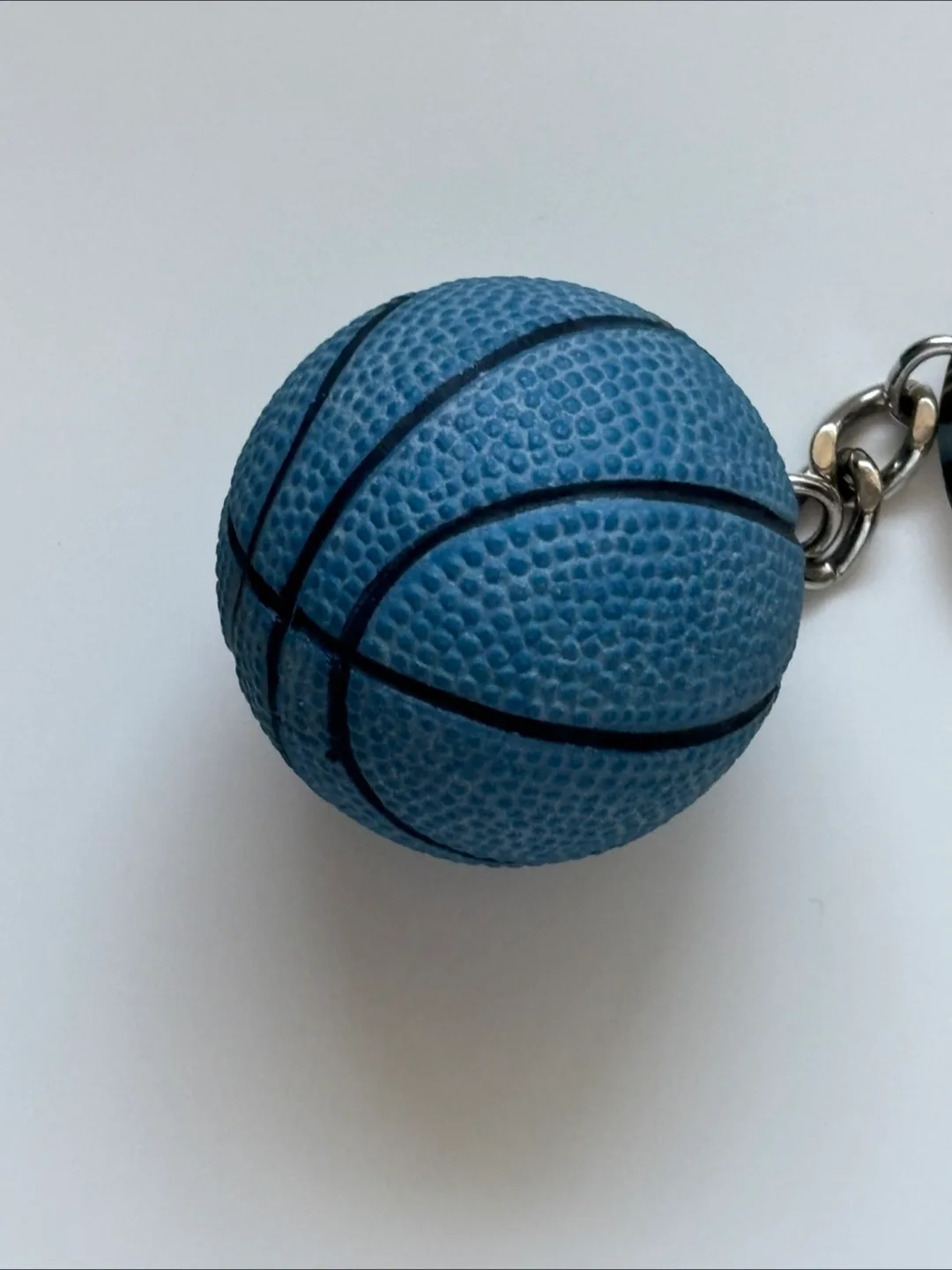 Blue Basketball Keychain image indicator(4)