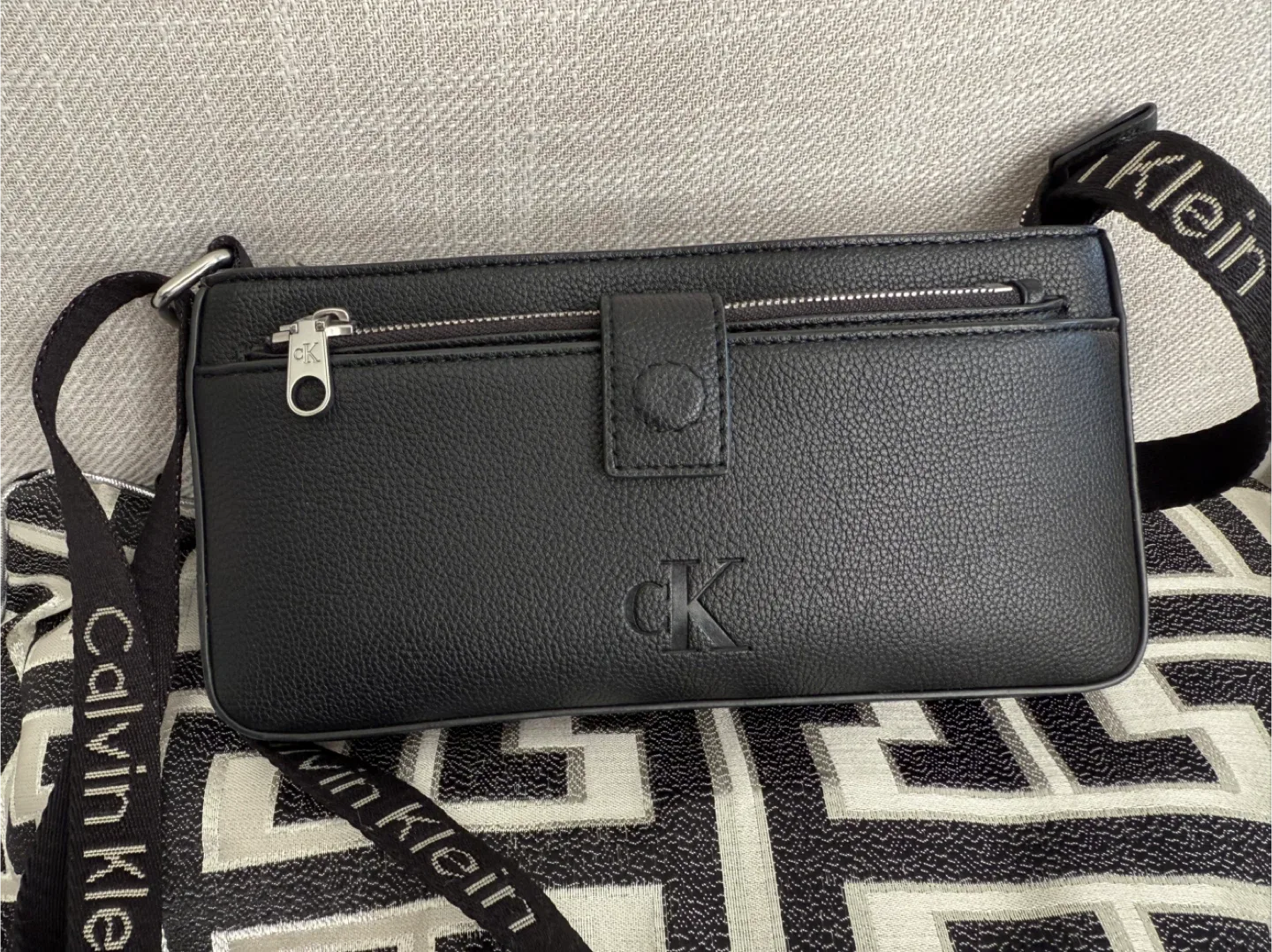 Calvin Klein Black Crossbody Bag image indicator(2)