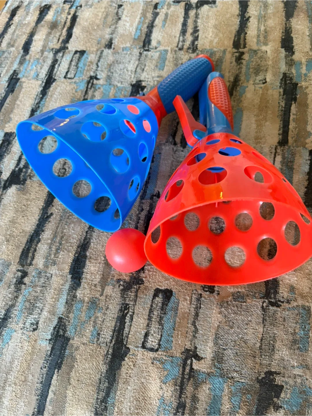 🥕🥕🥕Catch Ball Set - Blue & Red thumbnail