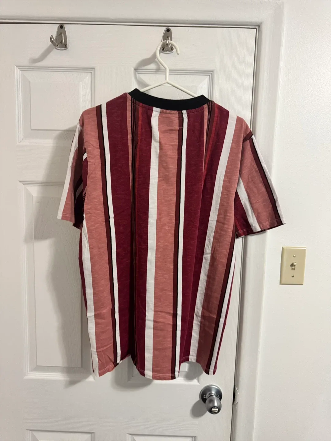 Guess Originals Striped Tee - Size L image indicator(5)
