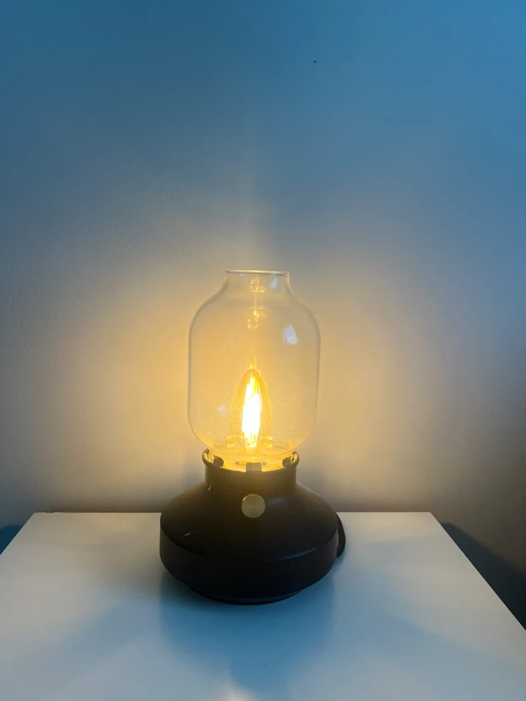 IKEA Table lamp with adjustable brightness image indicator(2)