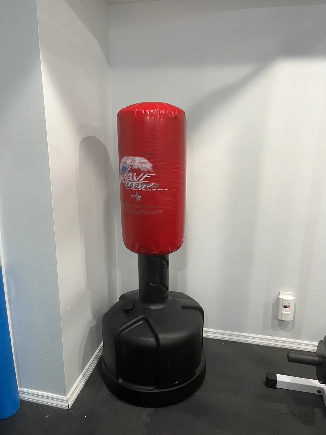 Century Wavemaster Freestanding Training Bag image indicator(2)