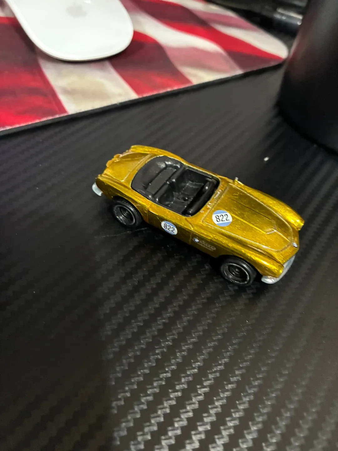 Super treasure hunt Hot Wheels BMW 507 Gold thumbnail