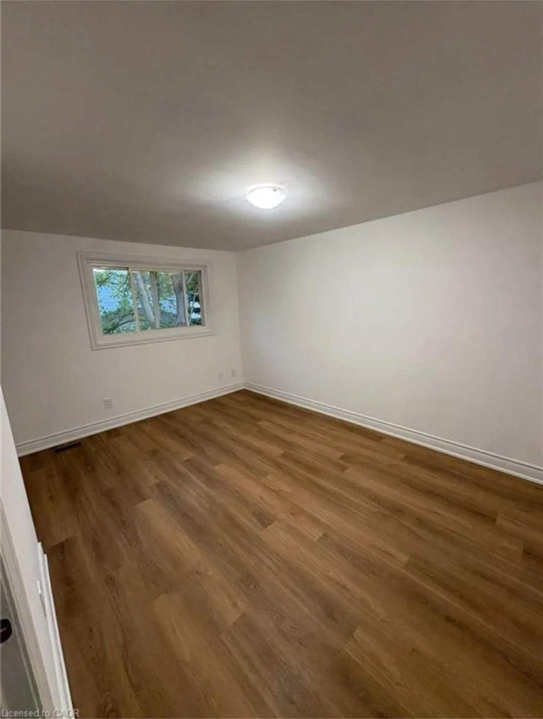 Newly Renovated 3-Bedroom Townhome for Rent- Cambridge image indicator(6)