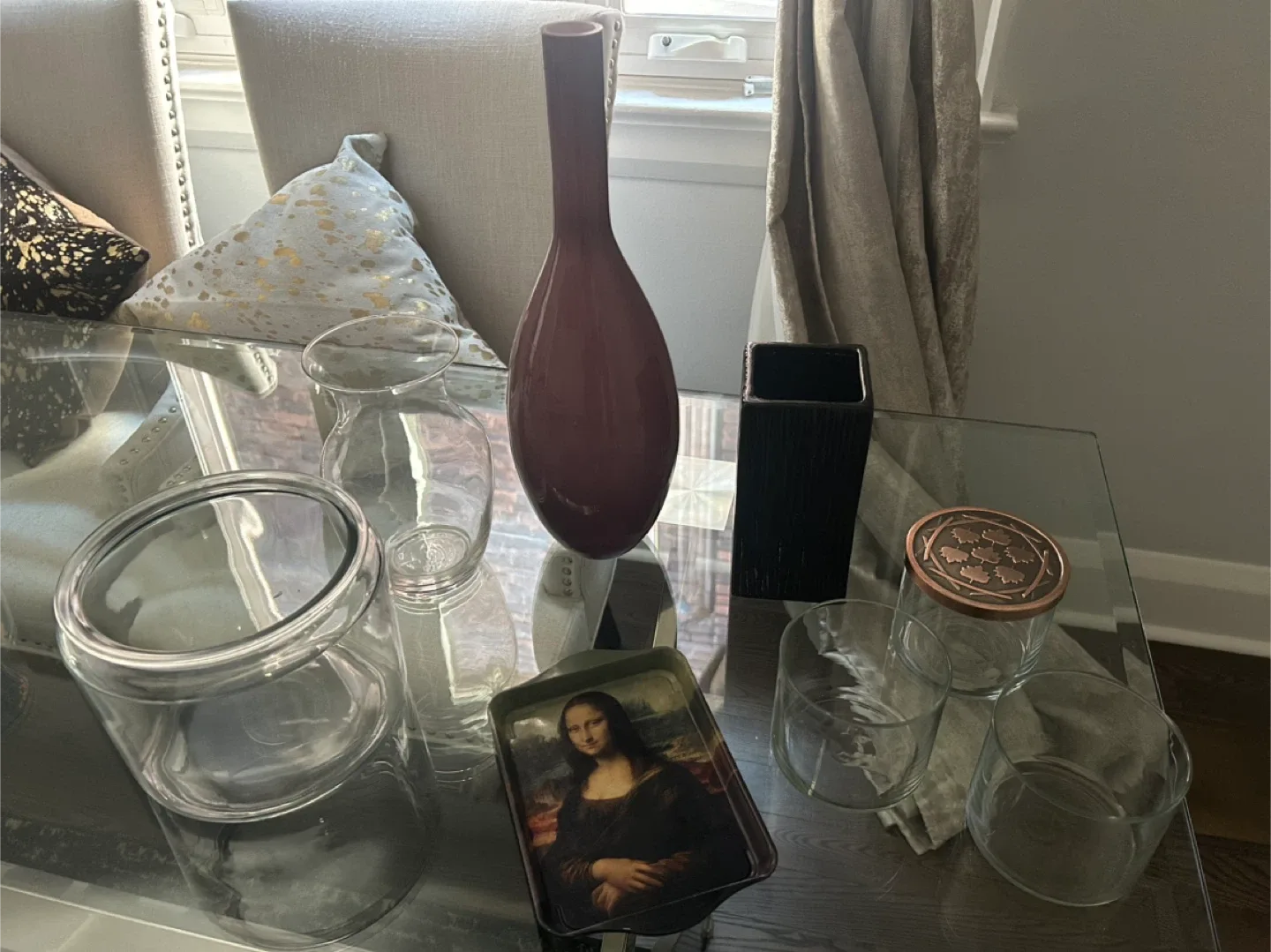 Assorted Vases and Decorative Jars image indicator(2)