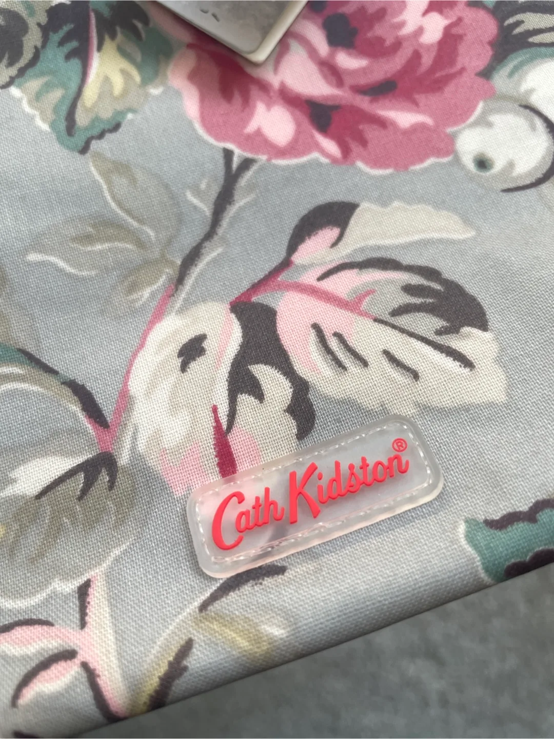 Cath Kidston Floral Cosmetic Pouch image indicator(2)
