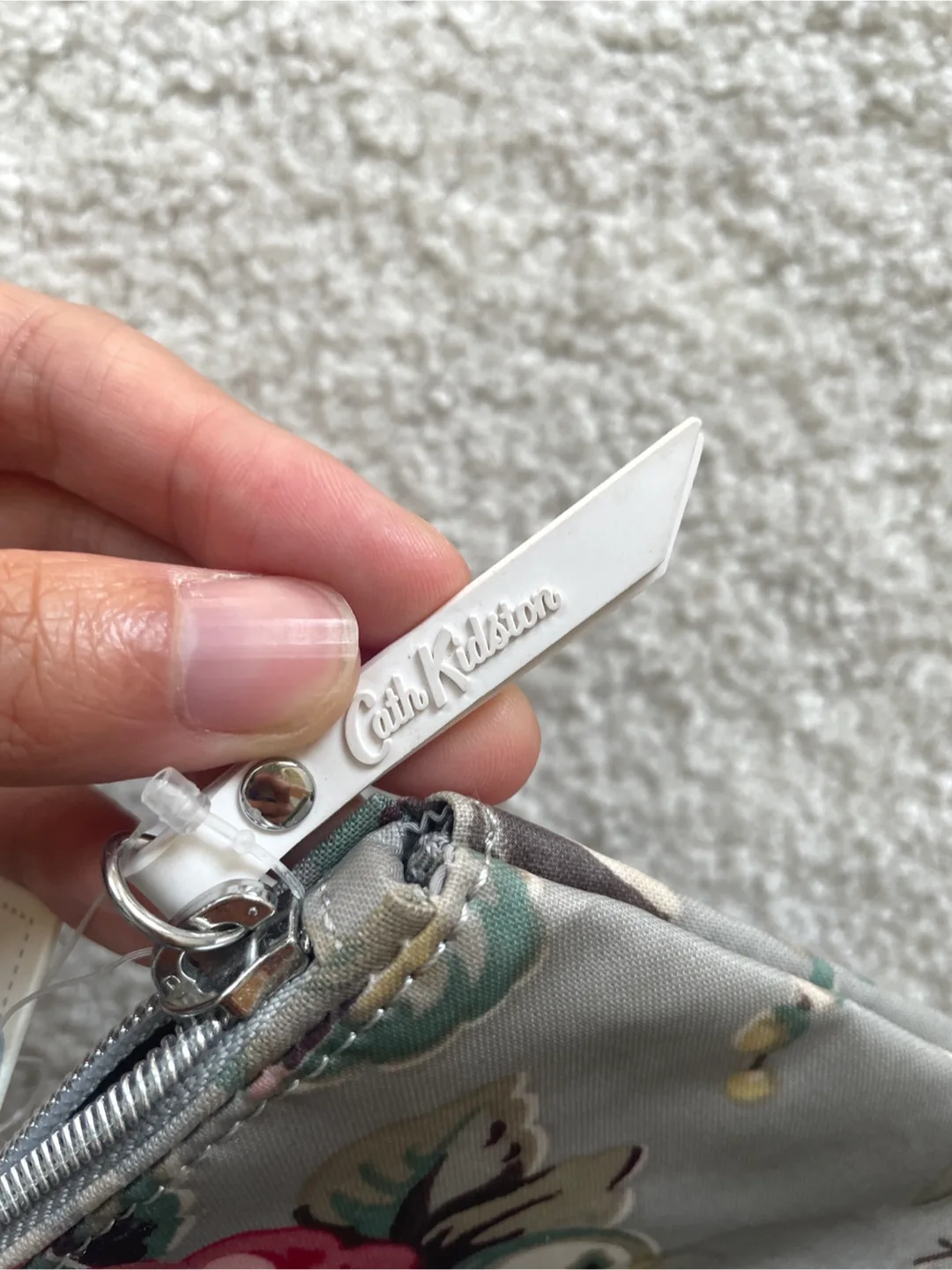 Cath Kidston Floral Cosmetic Pouch image indicator(4)