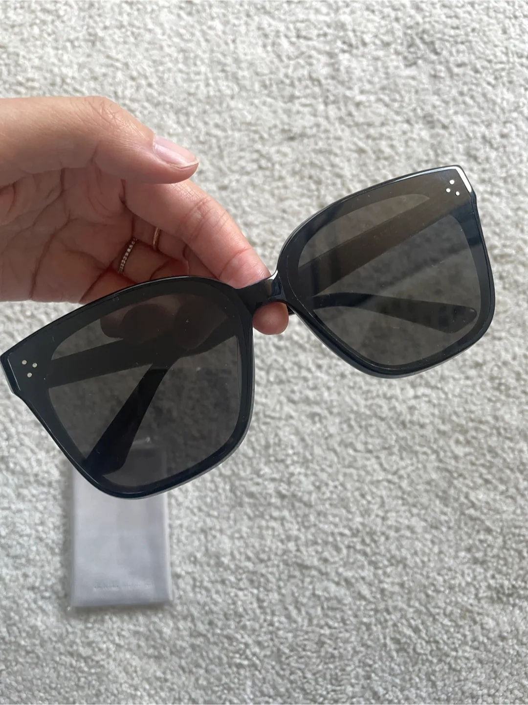 Gentle Monster Black Sunglasses image indicator(2)