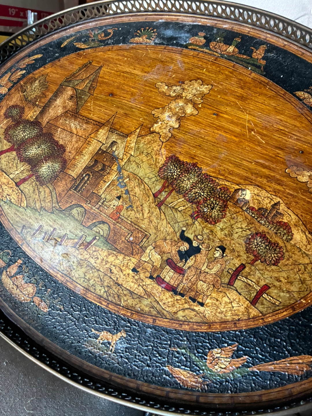 Vintage Oval Claw Foot Tray - photo 2