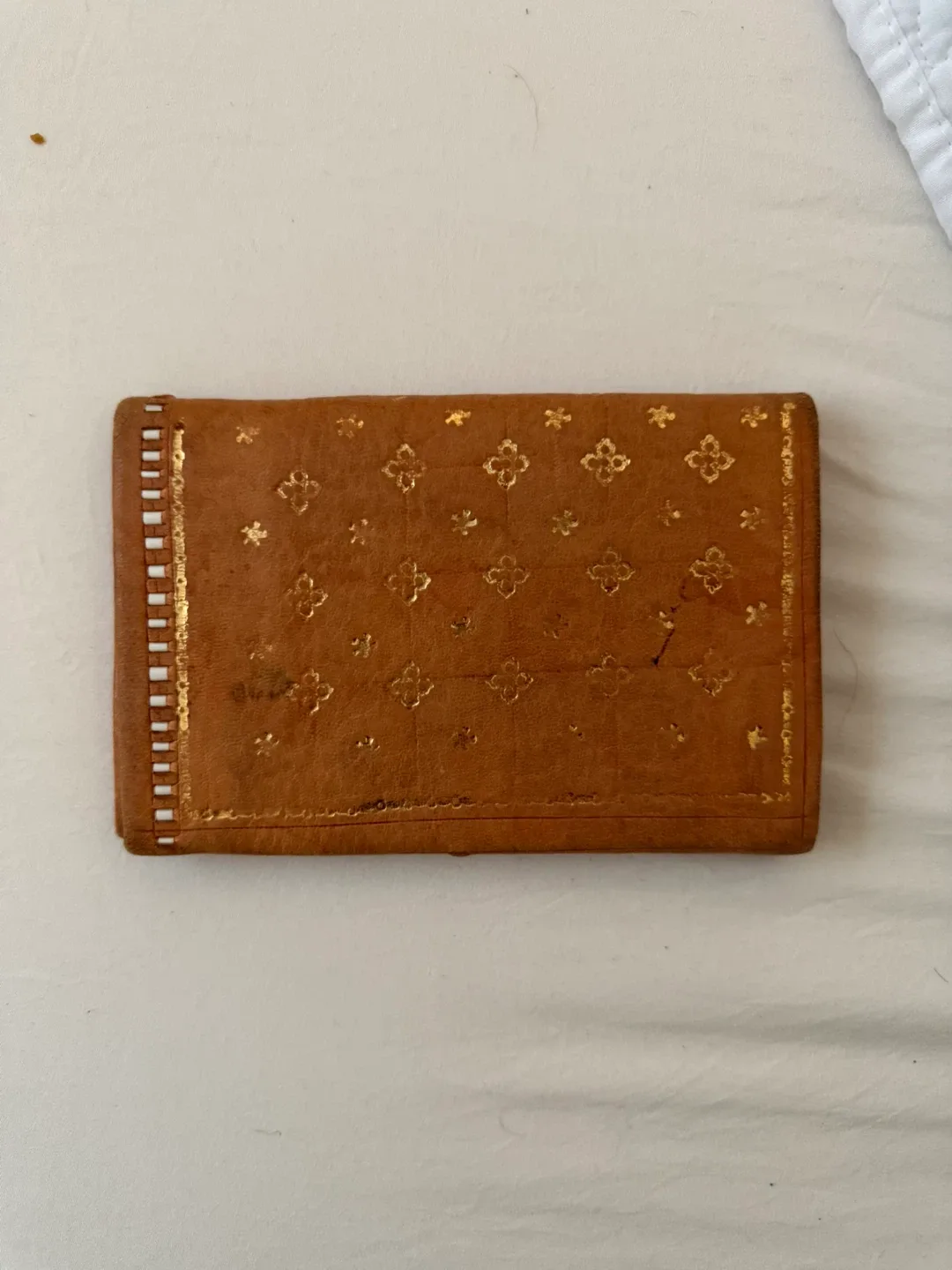 Vintage Leather Wallet thumbnail