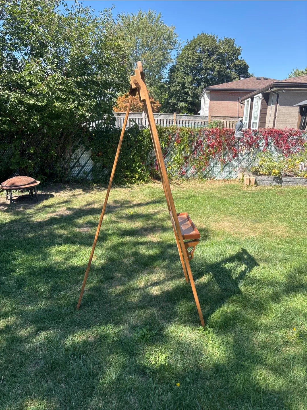 Wooden Artist Easel image indicator(2)