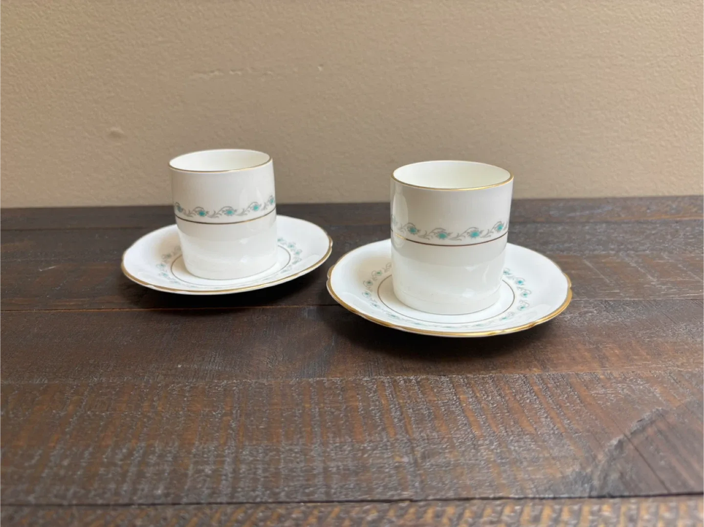 🥕Coalport small Cup and Saucer Set thumbnail
